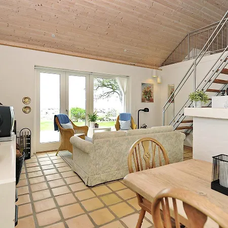 Vakantiehuis One-bedroom Holiday In *