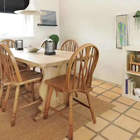 One-bedroom Holiday In * Mesinge